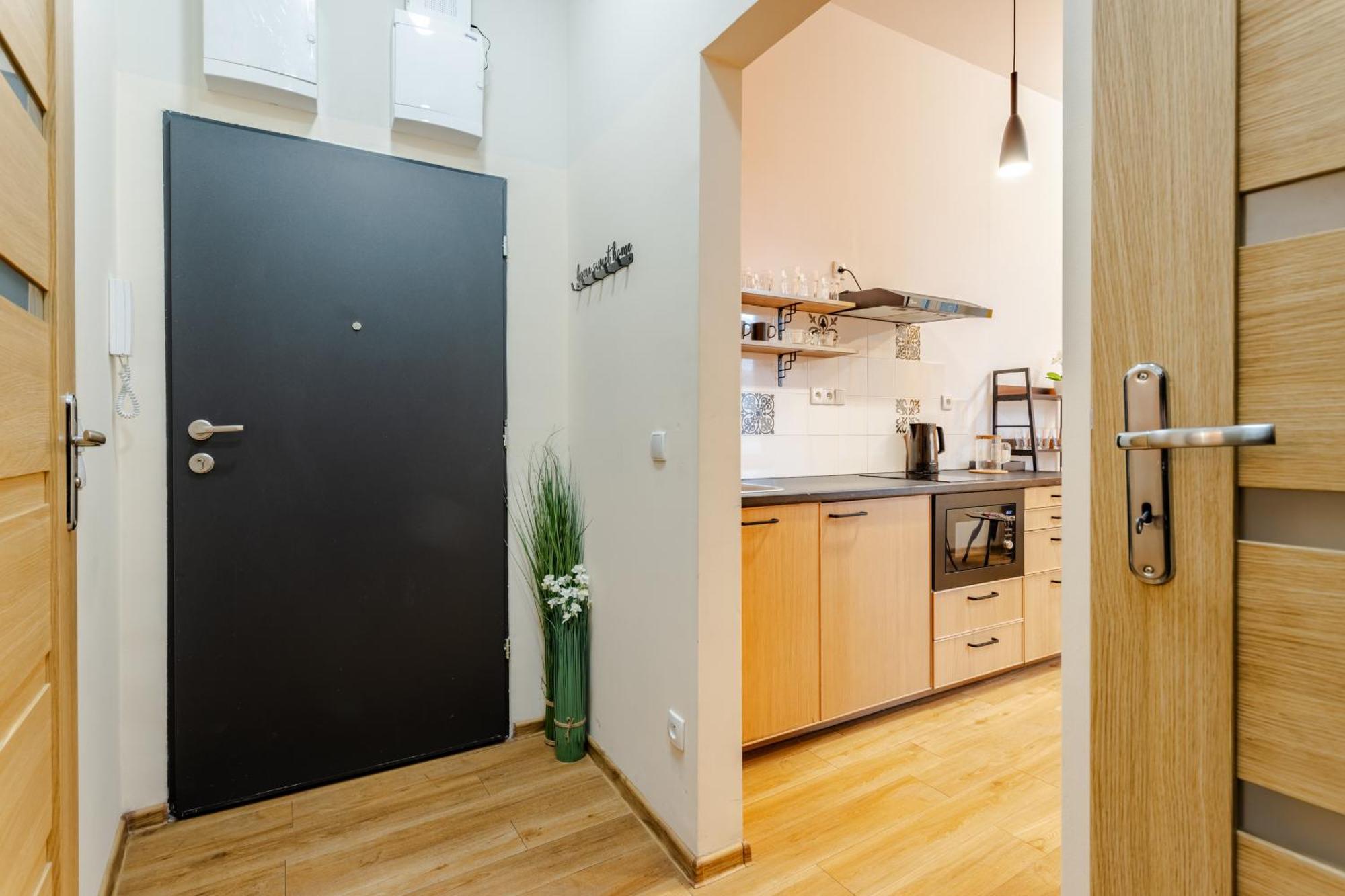 Apartment Fair Targi Dworzec Gasiorowskich *